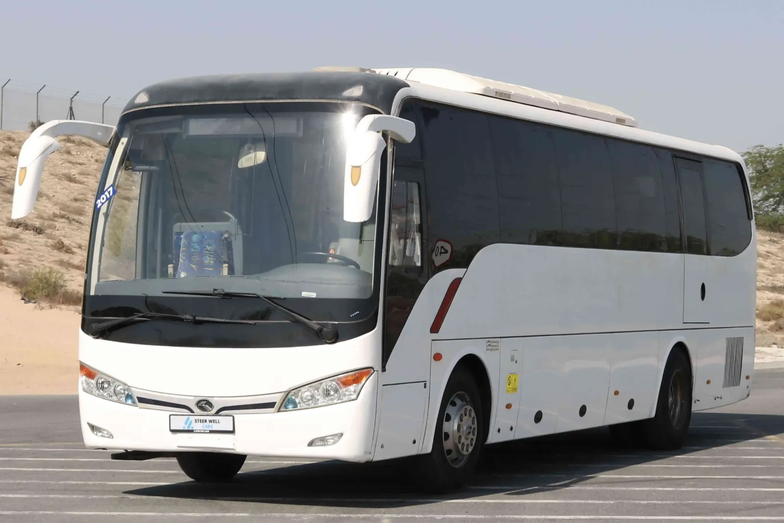 Safe-Driver-Dubai-Bus-35-seater-with-driver
